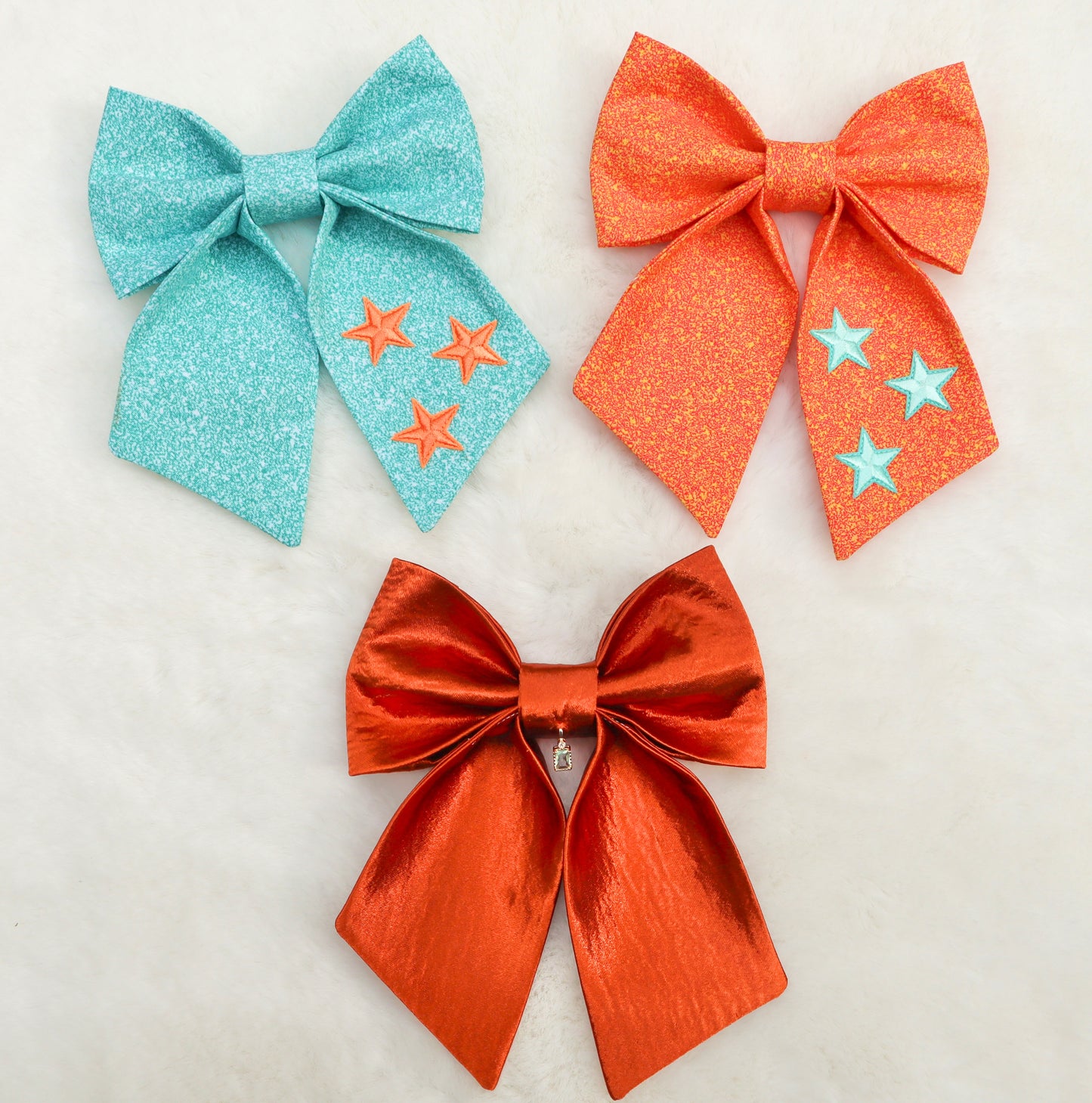 Spotlight Pet Bow