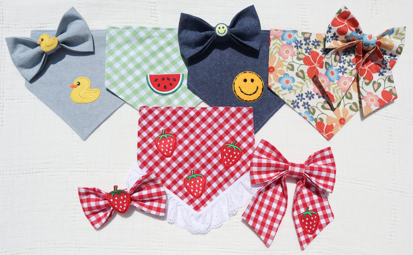 Smiley Face Patch Pet Bow