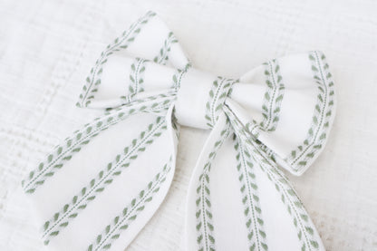 Italian Vineyard Pet Bow