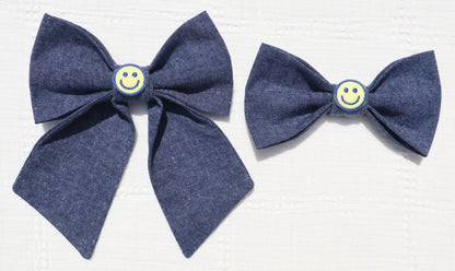 Smiley Face Patch Pet Bow