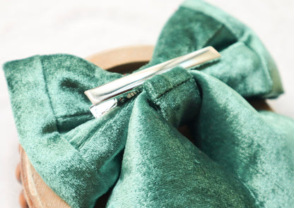 Mistletoe Green Velvet Hair Bow