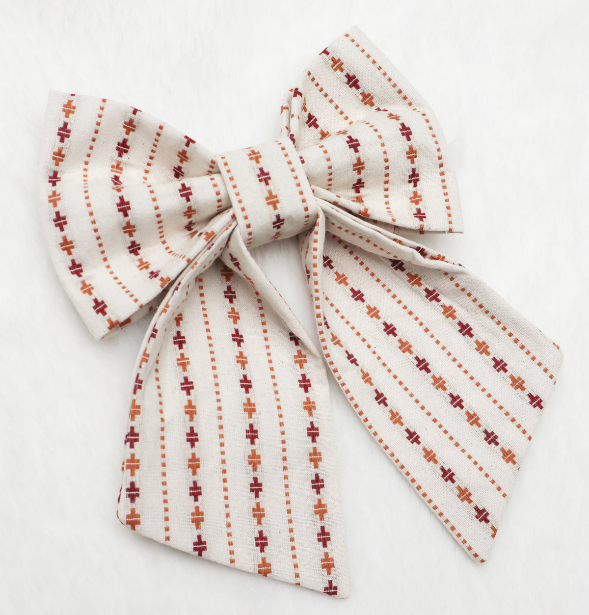 Heirloom Stitch Pet Bow
