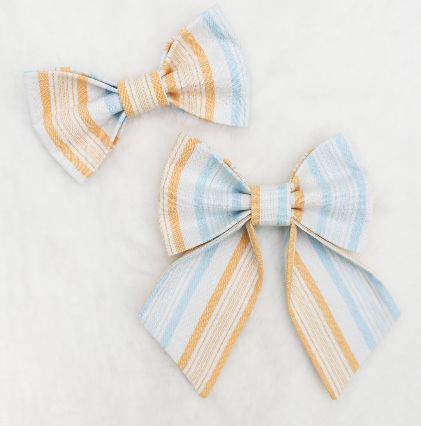 Sunshine Shores Pet Bow