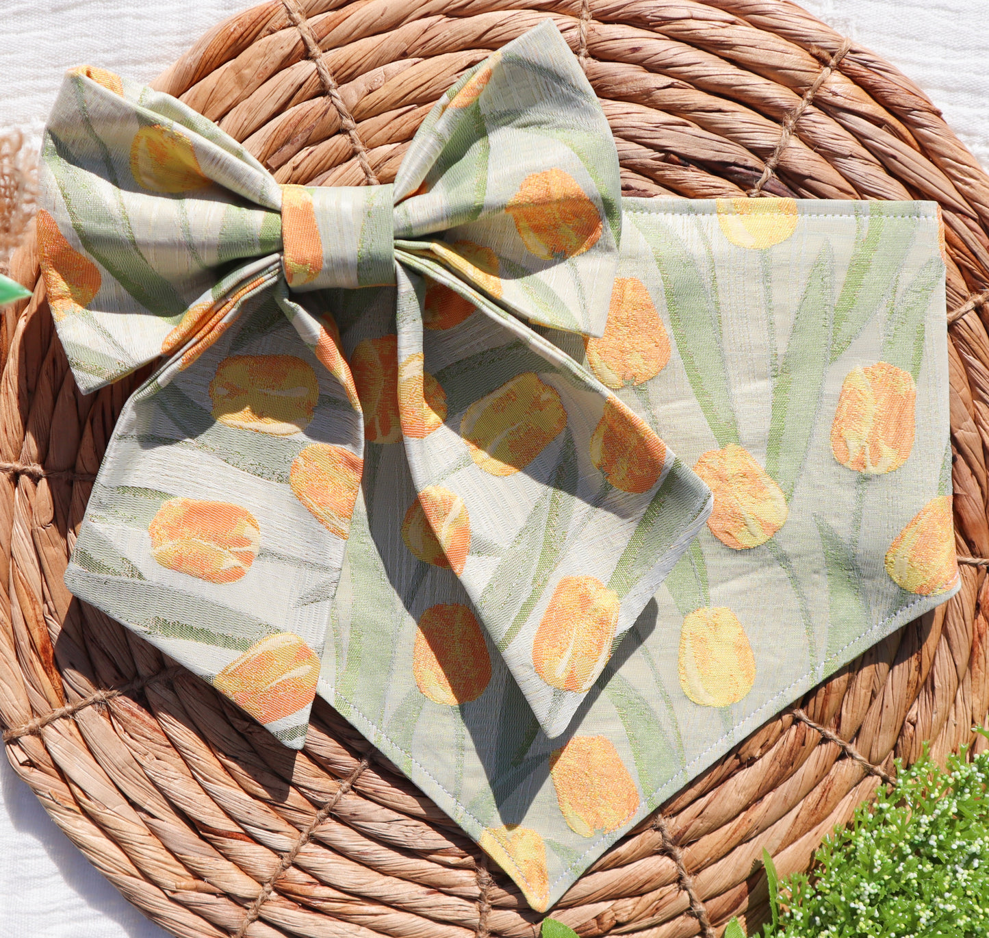 Field of Tulips Pet Bow