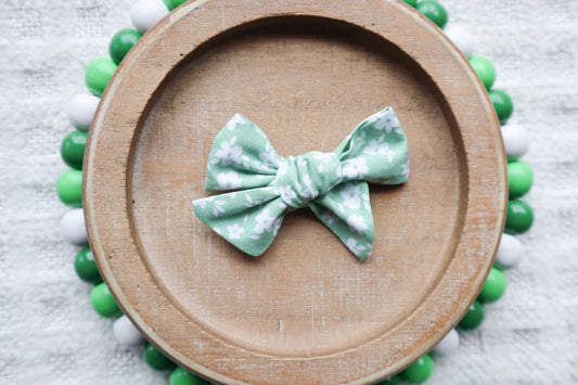 Dainty Green Florals Fur Bow