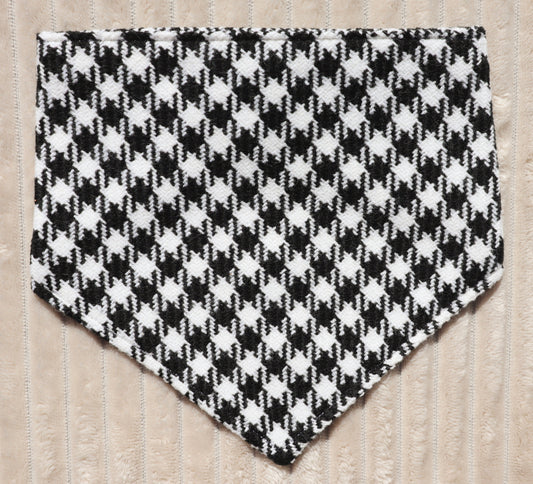 Black & White Houndstooth Bandana
