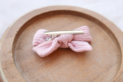Soft Blush Ribbed Knit Fur Bow