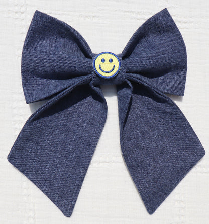 Smiley Face Patch Pet Bow