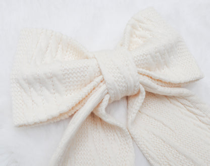 Snowfall Sweater Weather Pet Bow