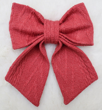Holly Berry Sweater Weather Pet Bow
