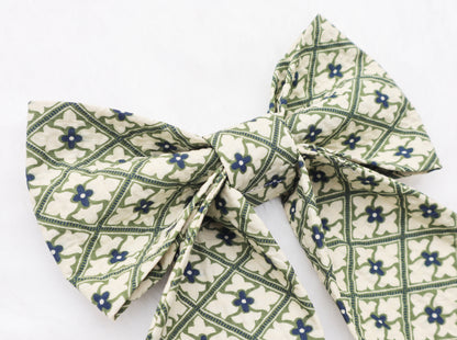 Tuscan Terrace Pet Bow