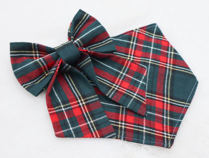 Holiday at the Manor Plaid Pet Bow