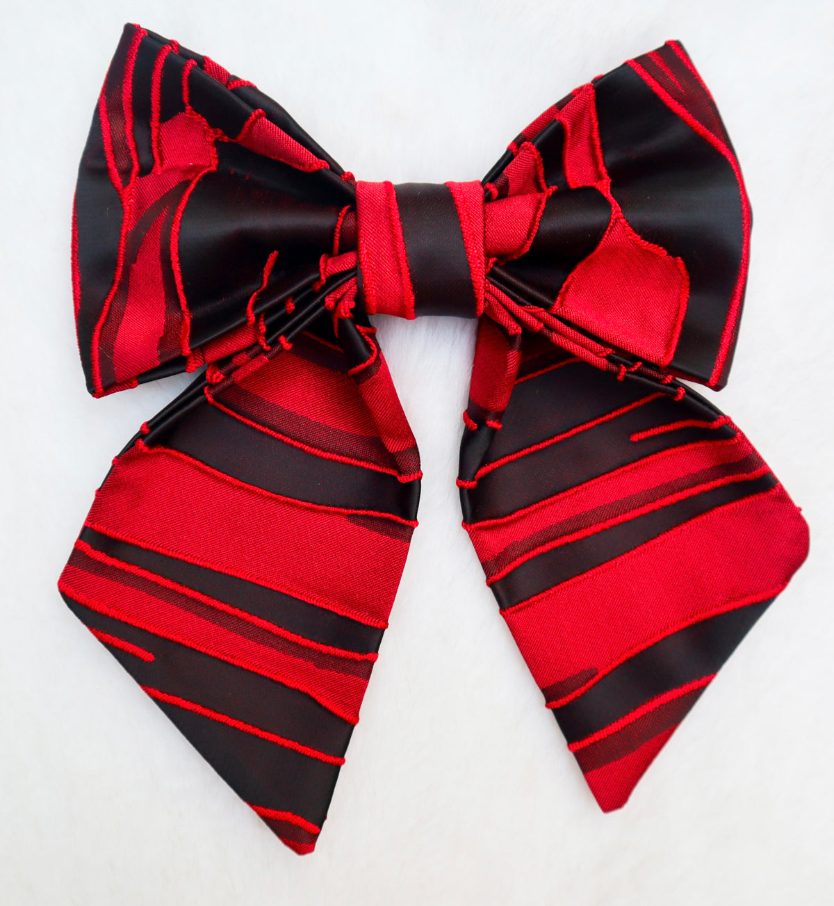 Slasher Pet Bow