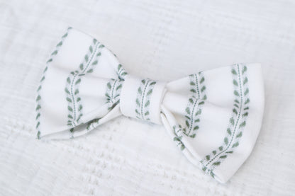 Italian Vineyard Pet Bow