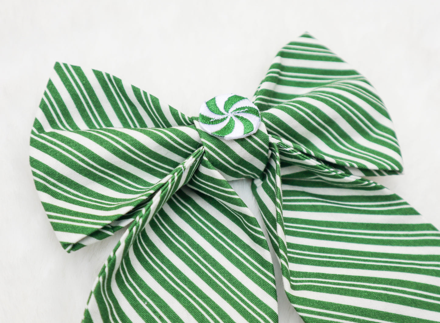 Green Peppermint Swirl Pet Bow