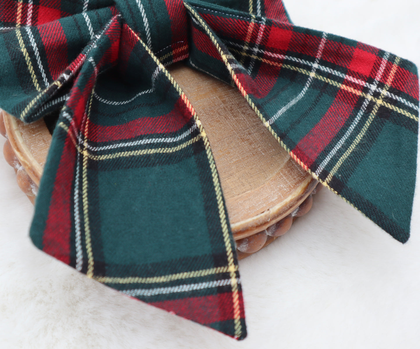 Holiday at the Manor Plaid Hair Bow