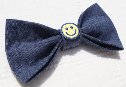 Smiley Face Patch Pet Bow