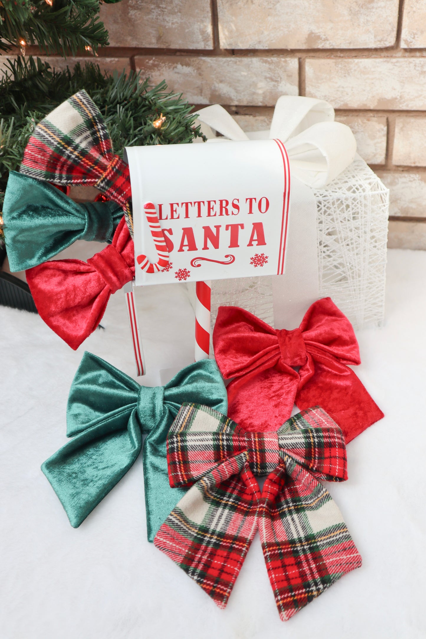 Classic Christmas Plaid Pet Bow