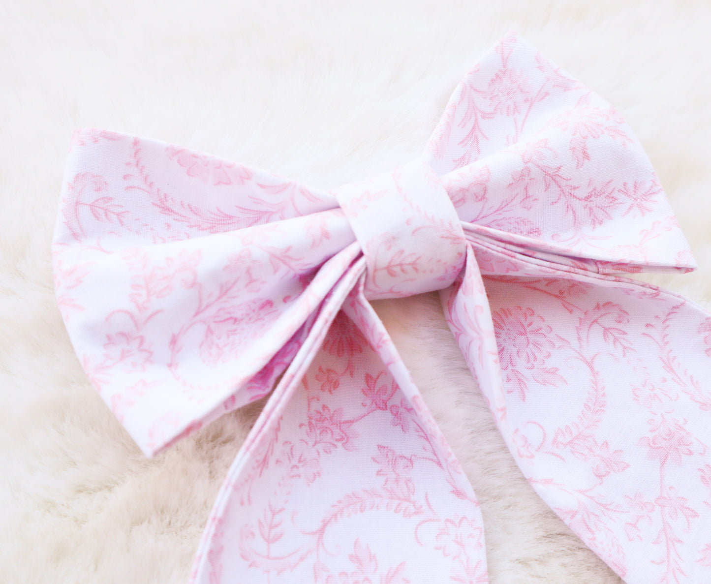 Pink Evelyn Pet Bow
