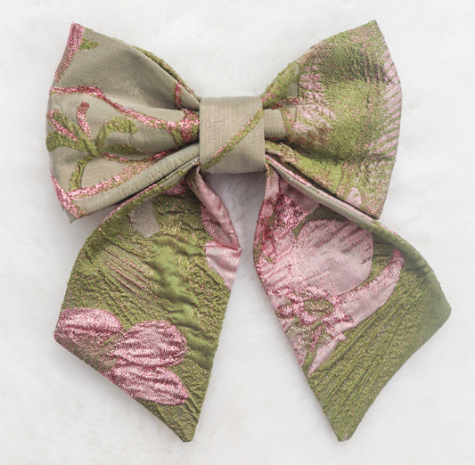 Water Lily Waltz Pet Bow