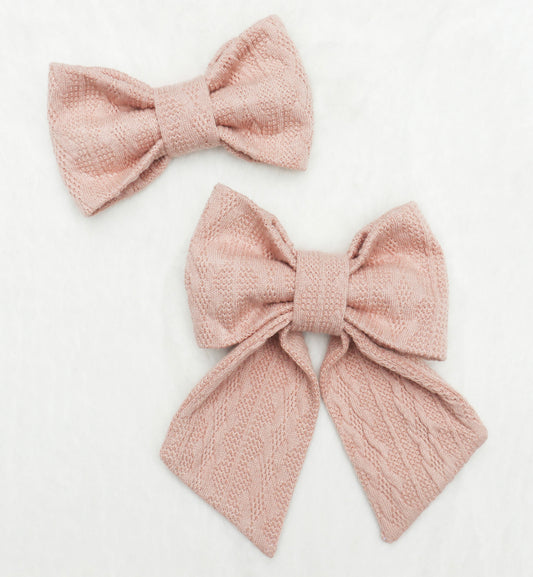 Chai Sweater Weather Pet Bow