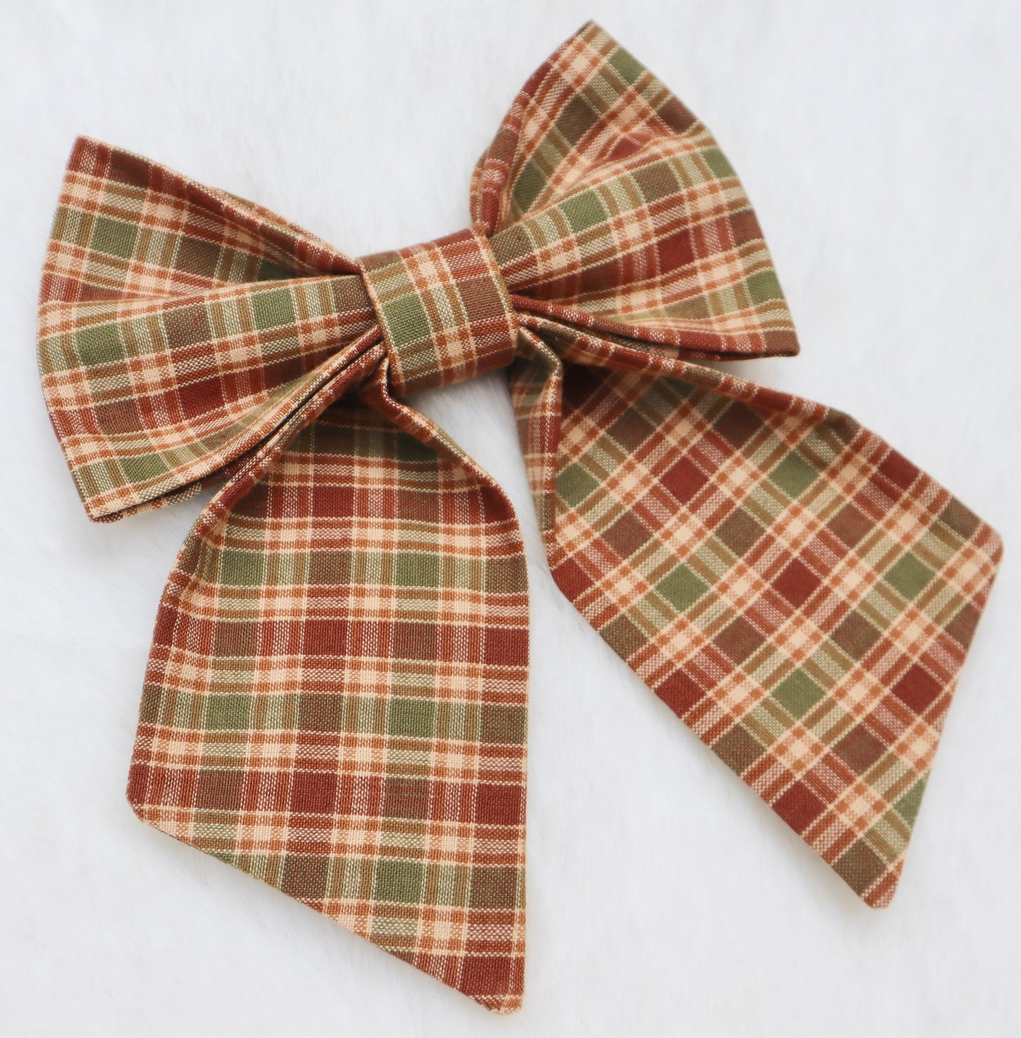 Apple Barrel Pet Bow