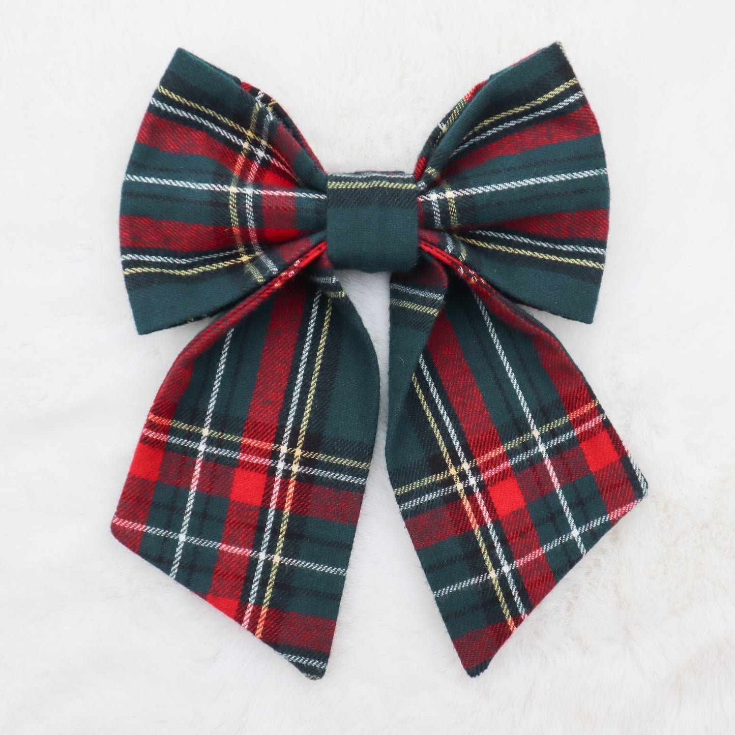 Holiday at the Manor Plaid Pet Bow