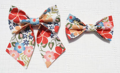 Farmers Market Florals Pet Bow