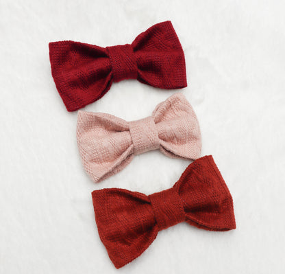 Chai Sweater Weather Pet Bow