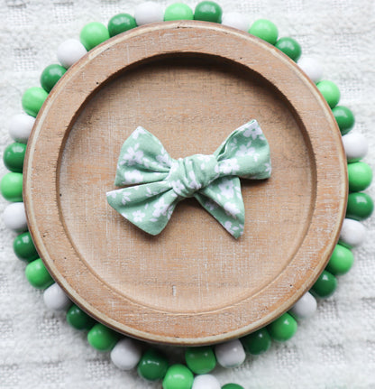 Dainty Green Florals Fur Bow