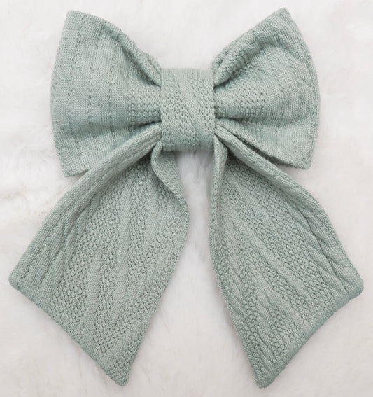 Frosted Spruce Sweater Weather Pet Bow