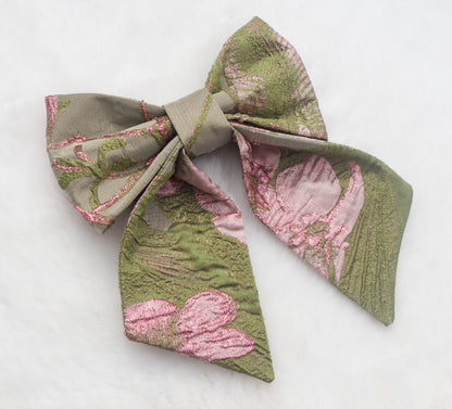 Water Lily Waltz Pet Bow
