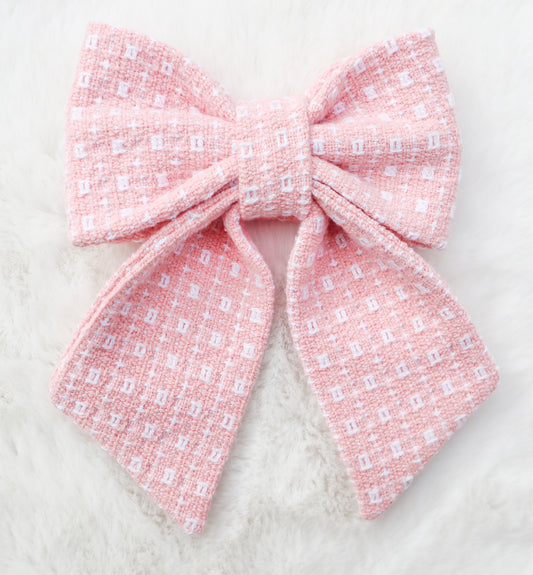Blushing Snowdrop Pet Bow
