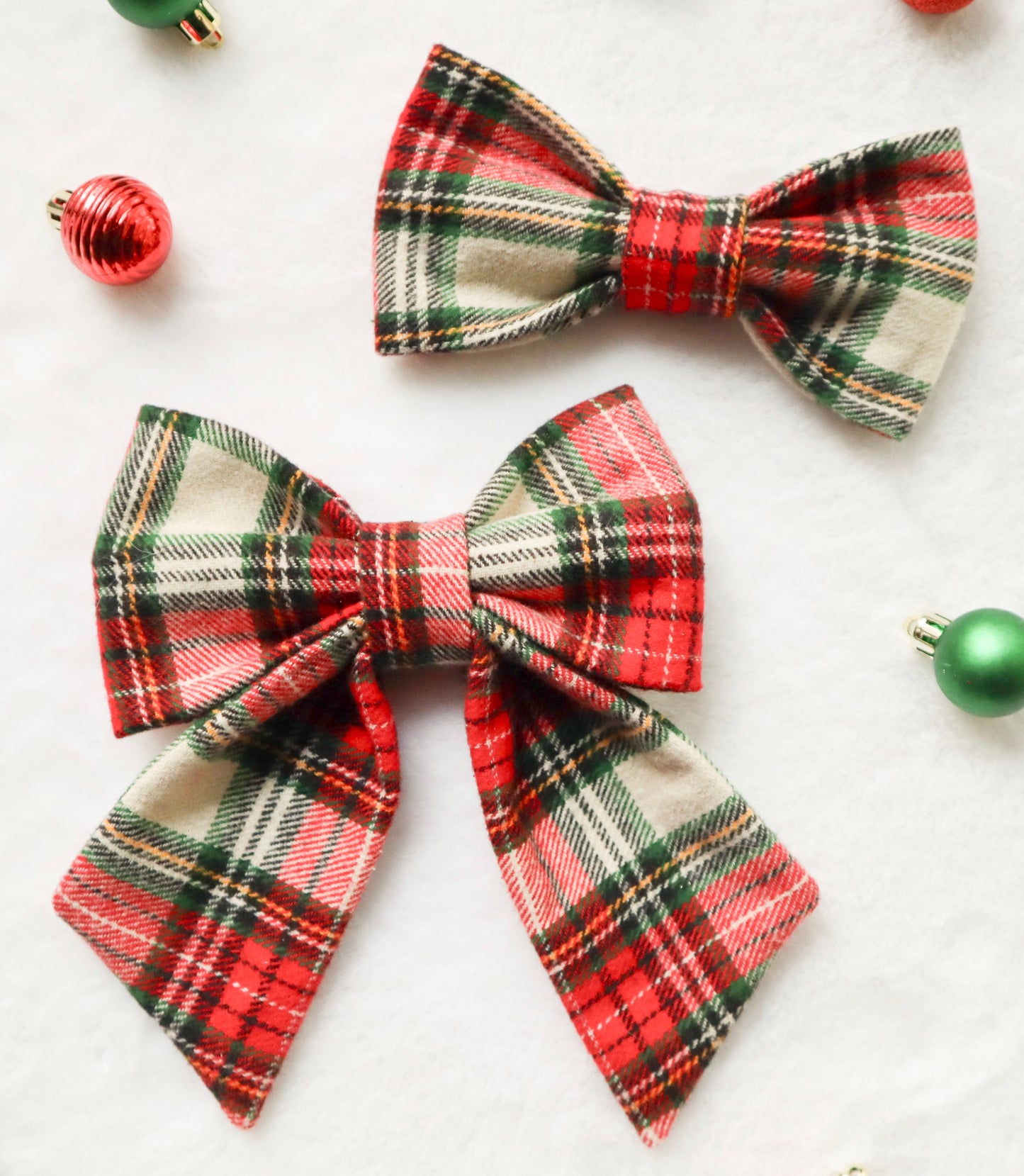 Classic Christmas Plaid Pet Bow