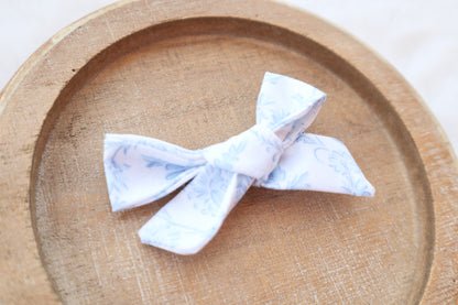 Blue Evelyn Fur Bow